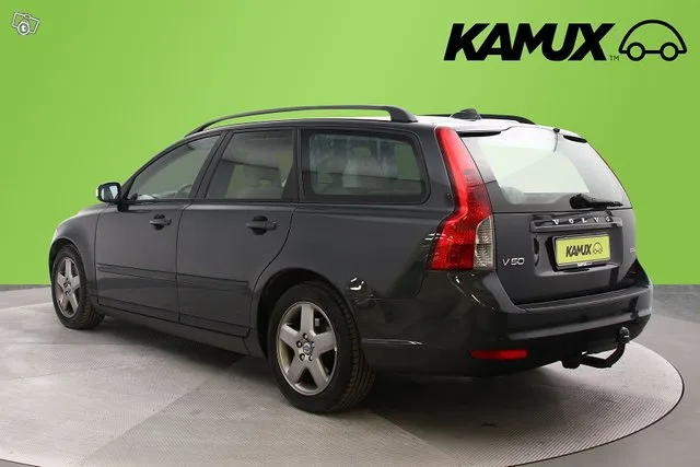 Volvo V50 2,0D (136 hv) Kinetic aut / Juuri huollettu / Suomi-auto / Vetokoukku / Lohkolämmitin / 2x renkaat Image 5